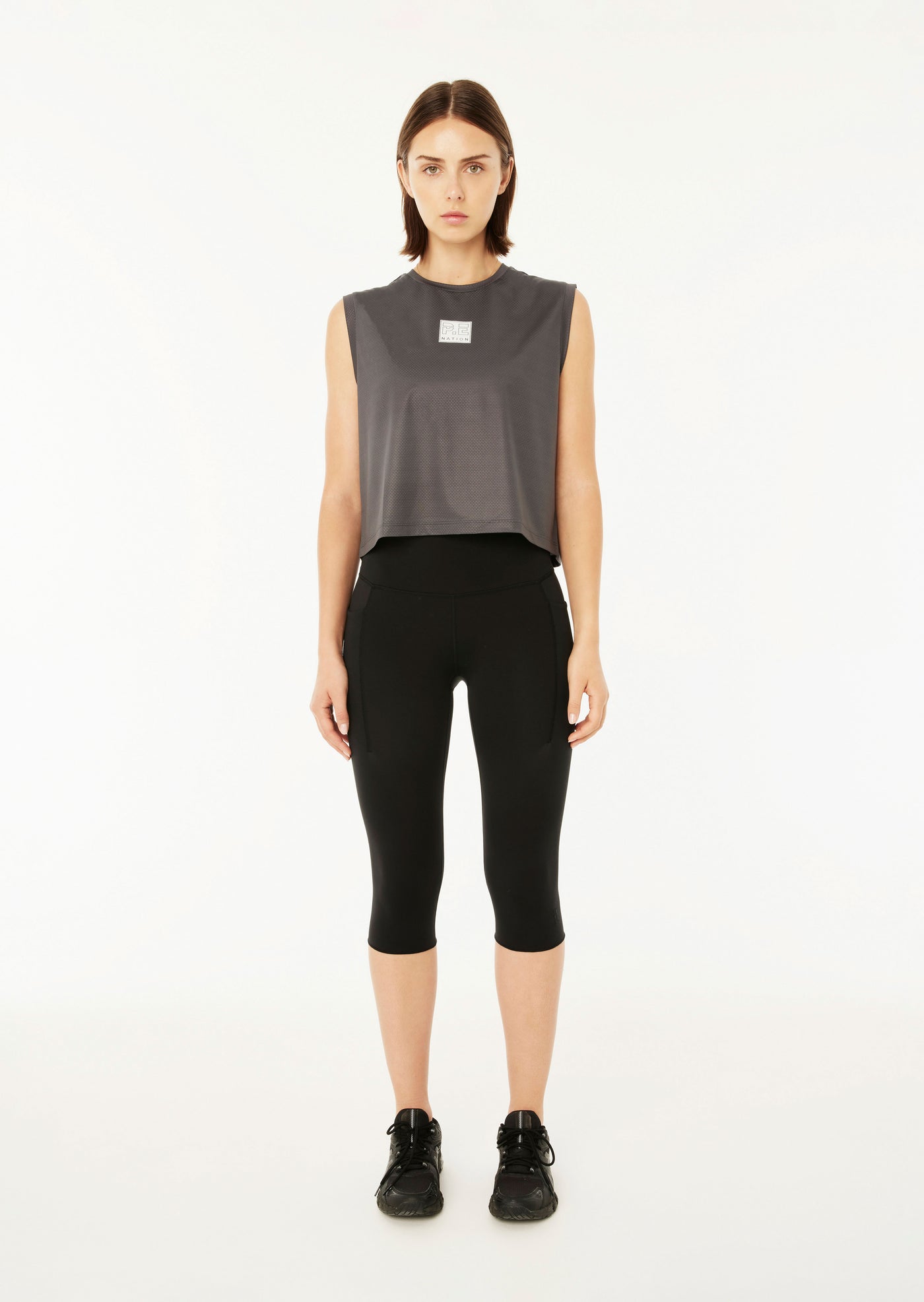 ARROWHEAD AIR FORM CROPPED TANK IN DARK SHADOW