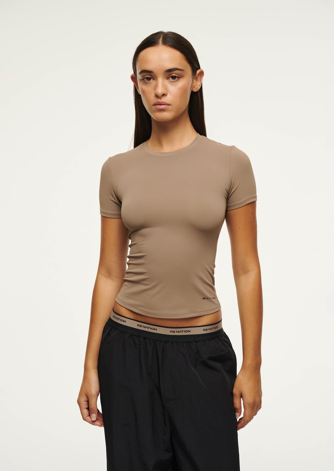 FOUNDATION SHORT SLEEVE TEE IN FOSSIL