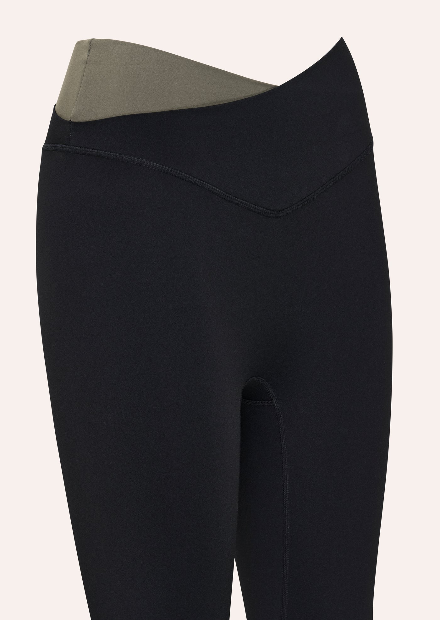 WANDER FULL LENGTH LEGGING IN BLACK