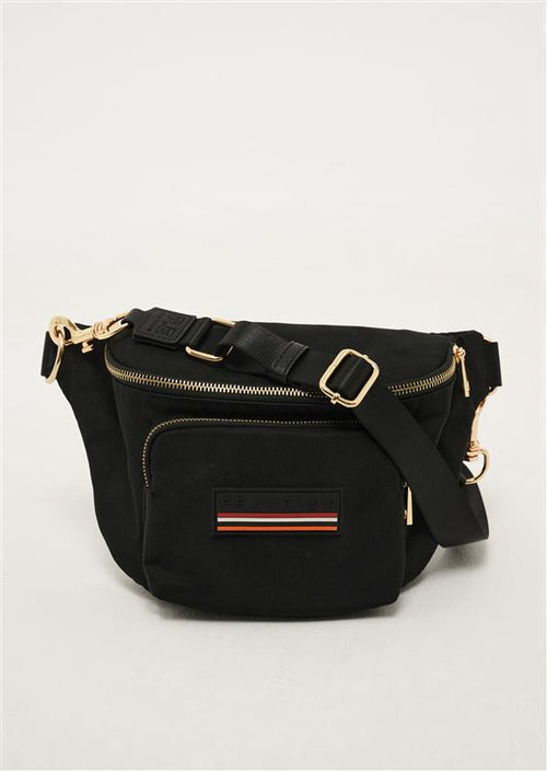 TRAINING DAY CROSS BODY BAG IN BLACK