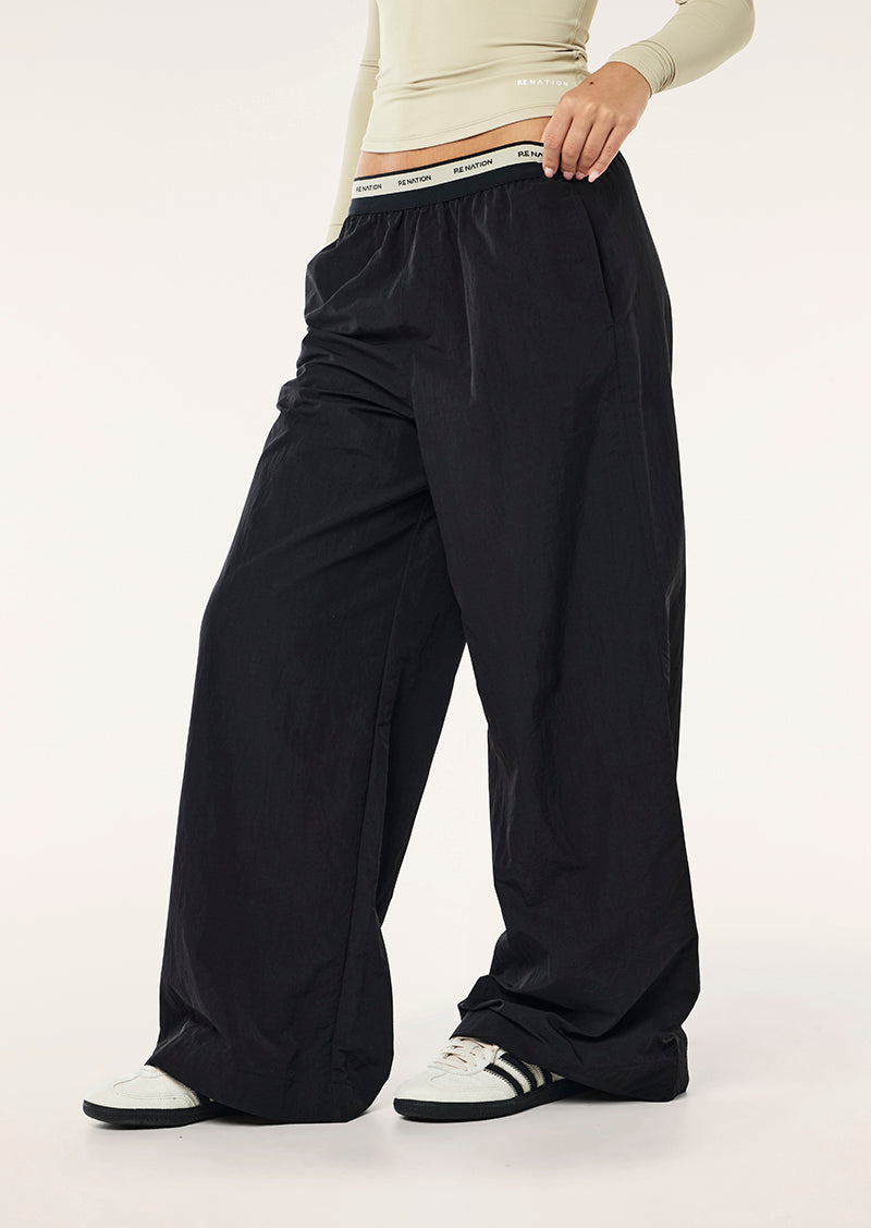 AVANT PANT IN BLACK & BISCUIT