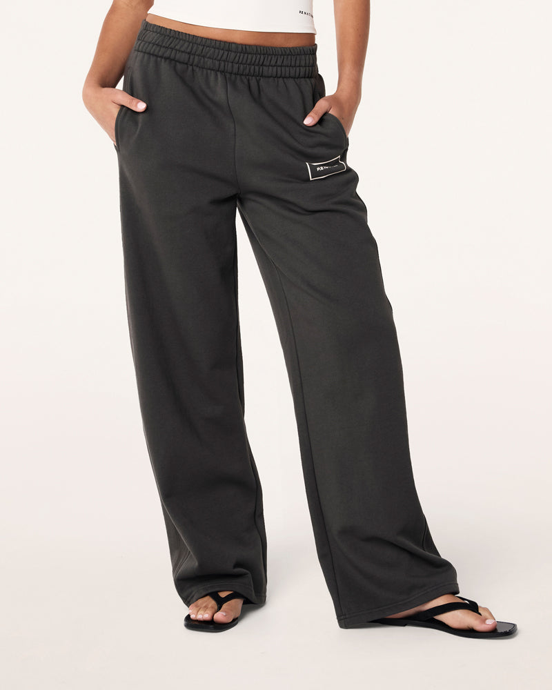 NEO TRACKPANT IN GUNMETAL