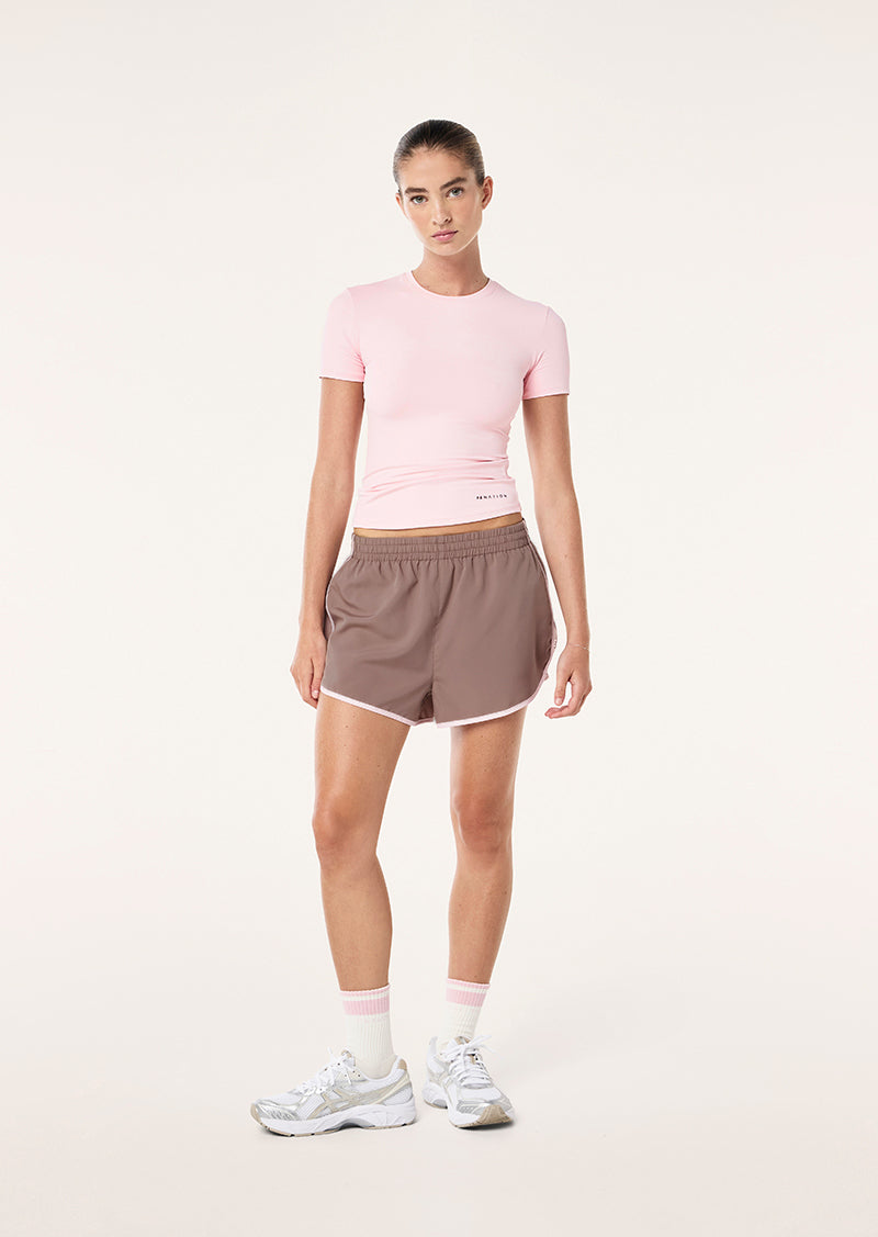 FOUNDATION SHORT SLEEVE TEE IN CHALK PINK