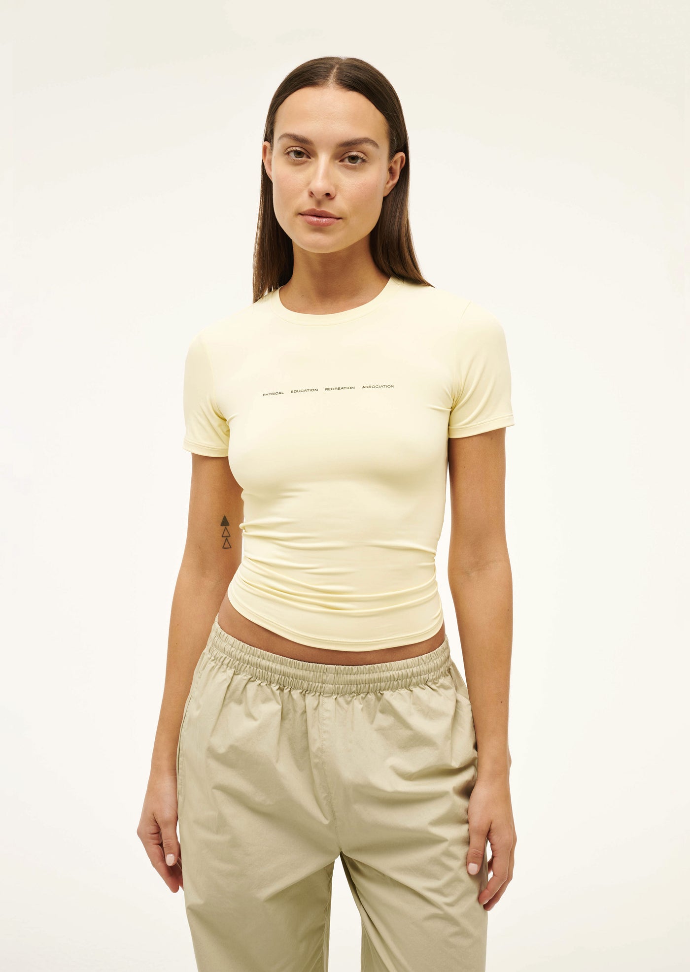 FOUNDATION SHORT SLEEVE TEE IN BUTTER