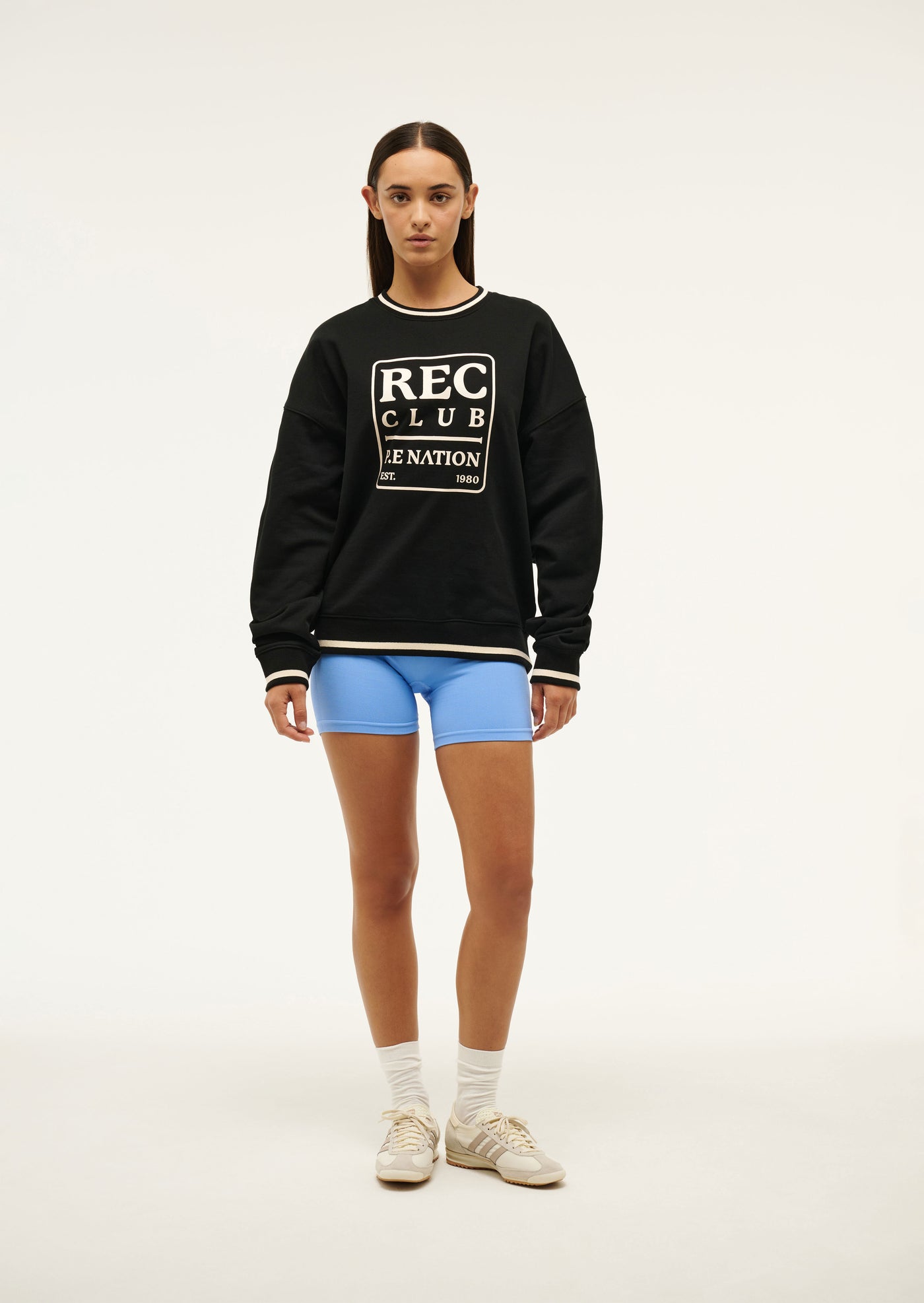 ICON SWEAT IN BLACK