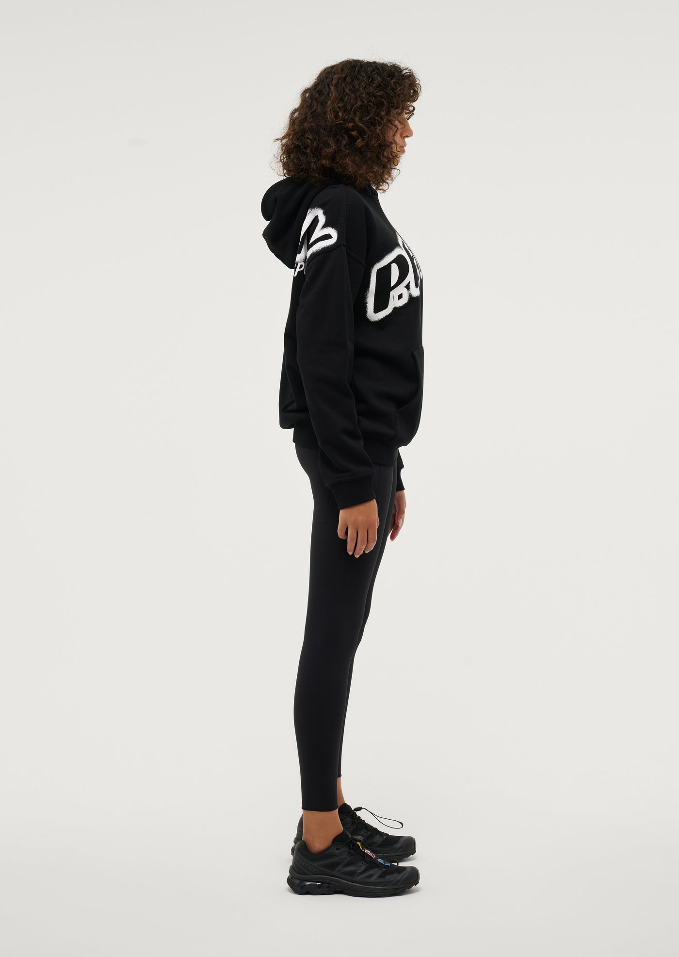 TIEBREAK HOODIE IN BLACK