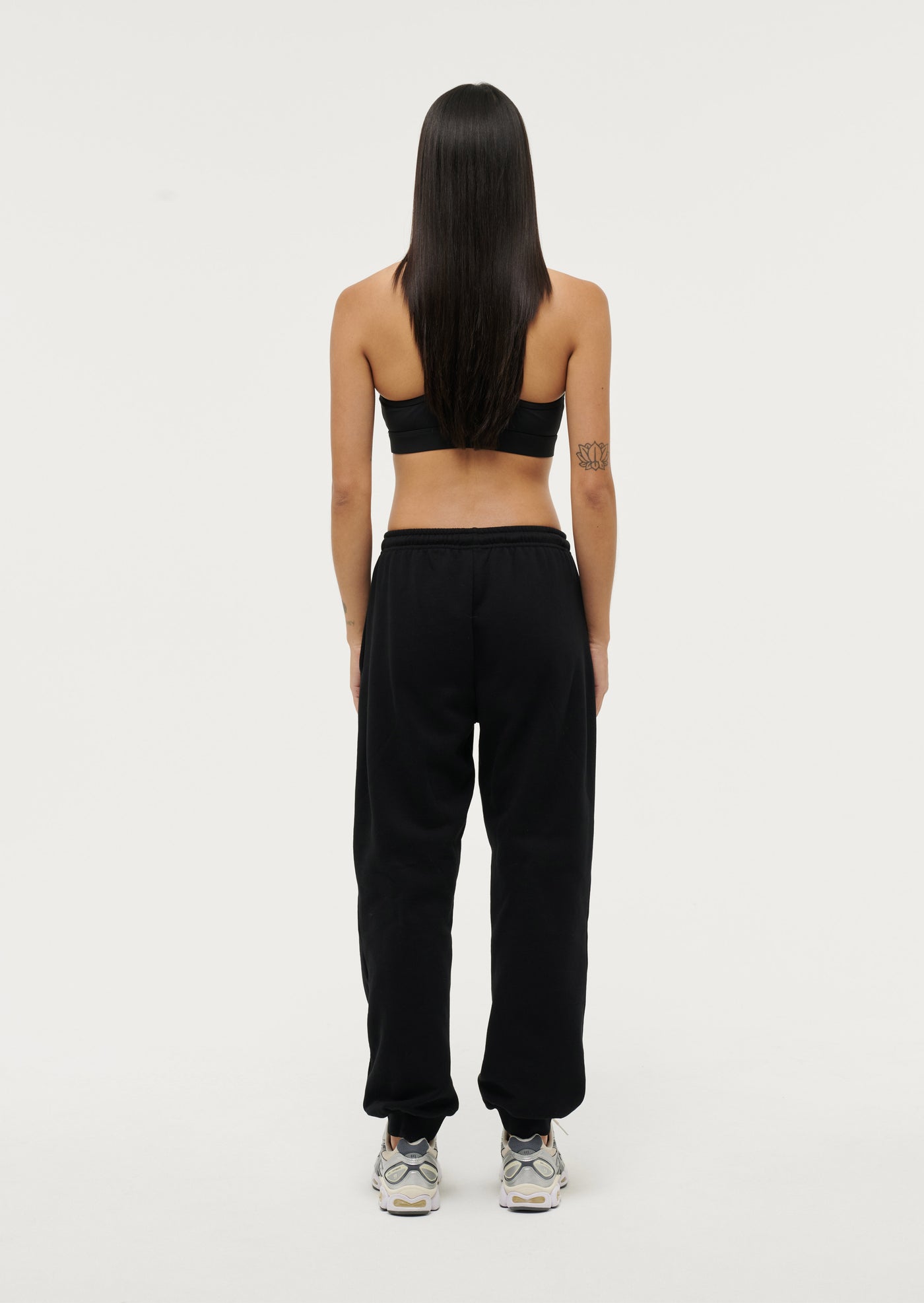 CUT SHOT TRACKPANT IN BLACK