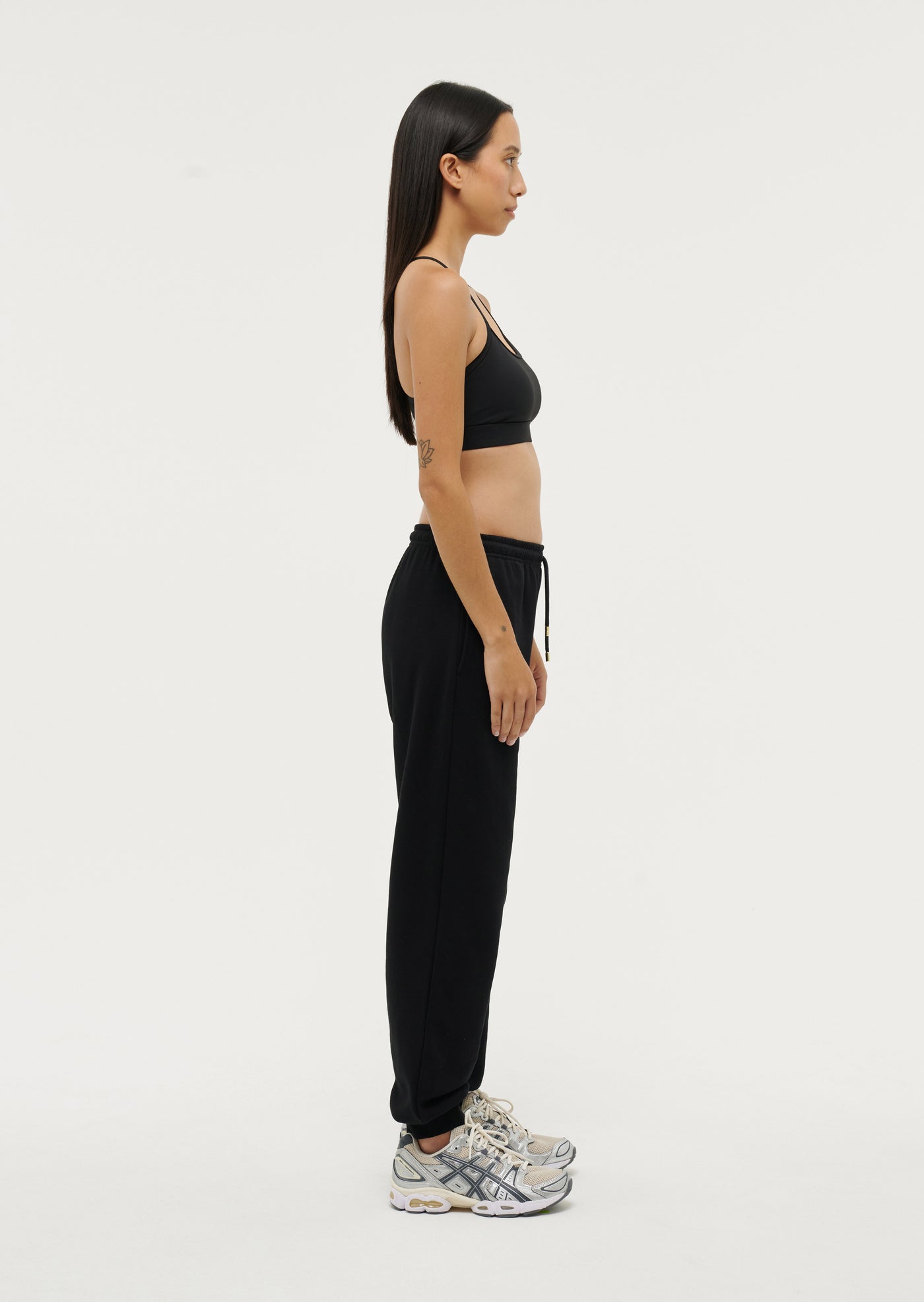 CUT SHOT TRACKPANT IN BLACK