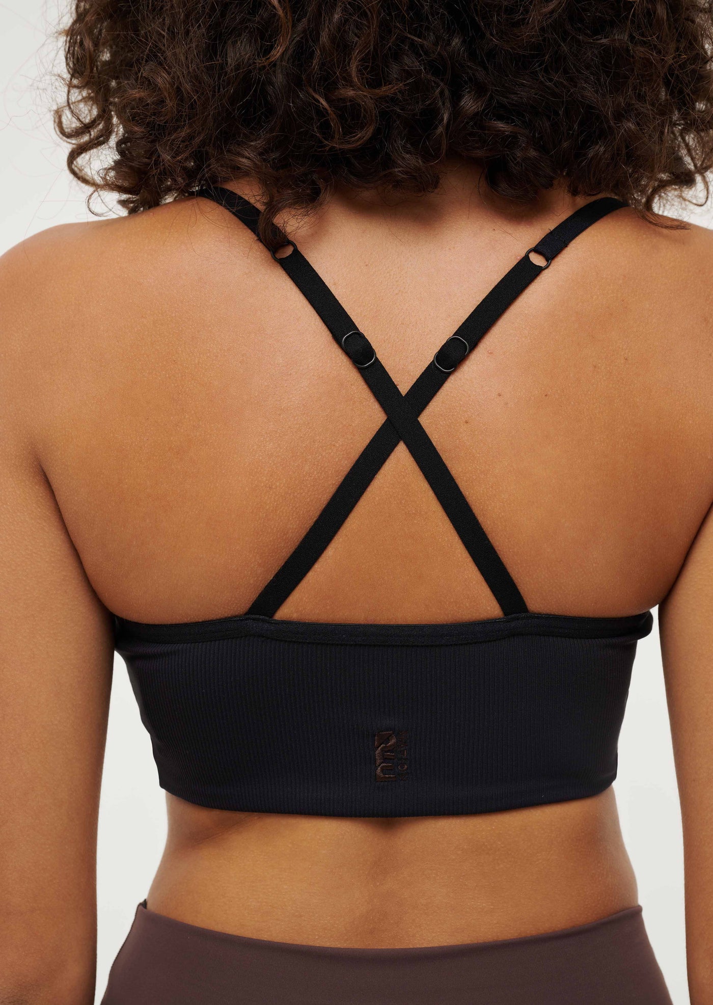 GENESIS SPORTS BRA IN BLACK