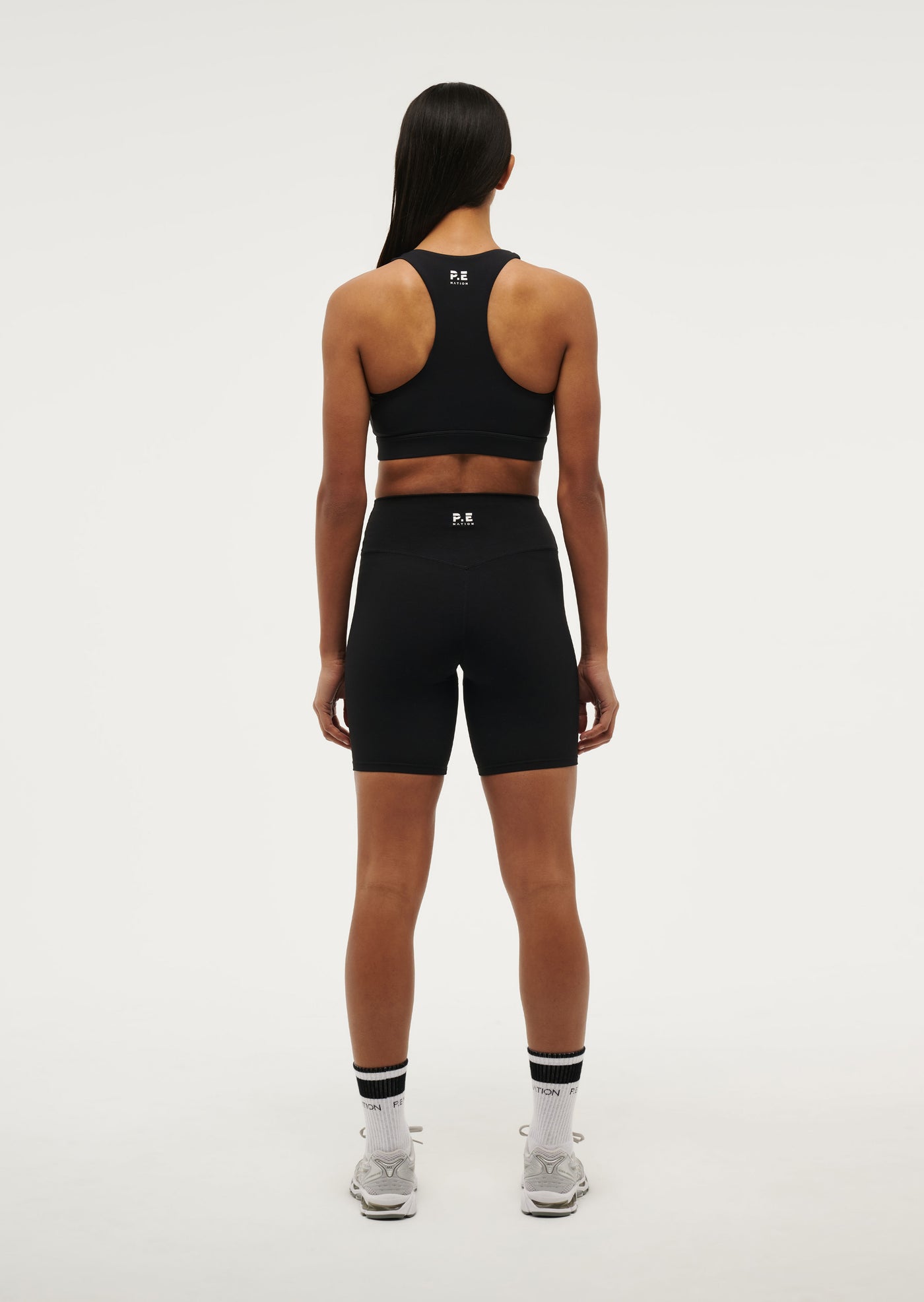 FREQUENCY SPORTS BRA IN BLACK