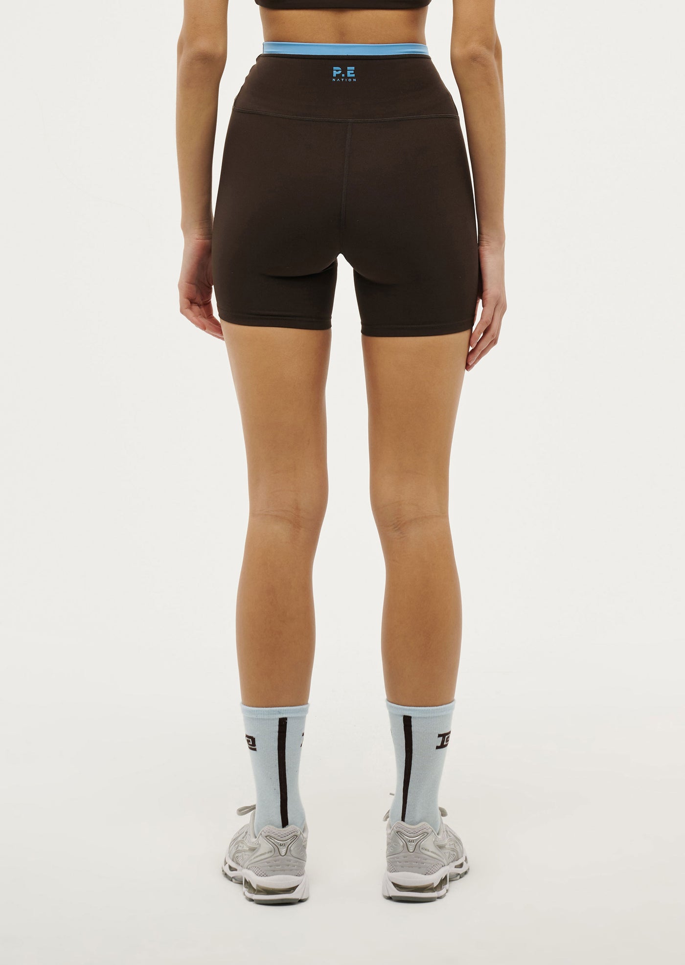 STELLAR 5" BIKE SHORT IN COFFEE