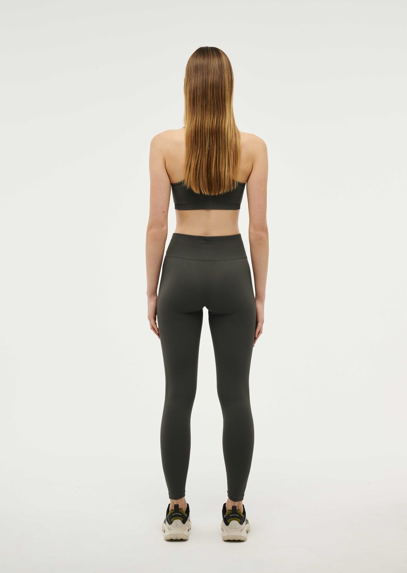 RESTORE SEAMLESS LEGGING IN GUNMETAL