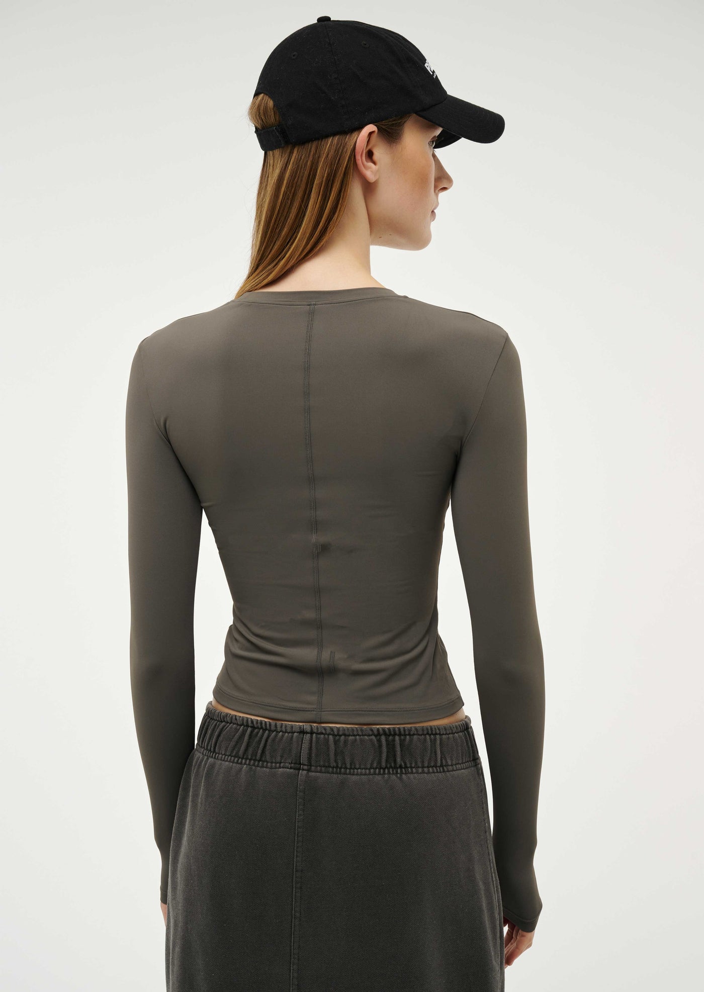 FOUNDATION LONG SLEEVE TOP IN GUNMETAL