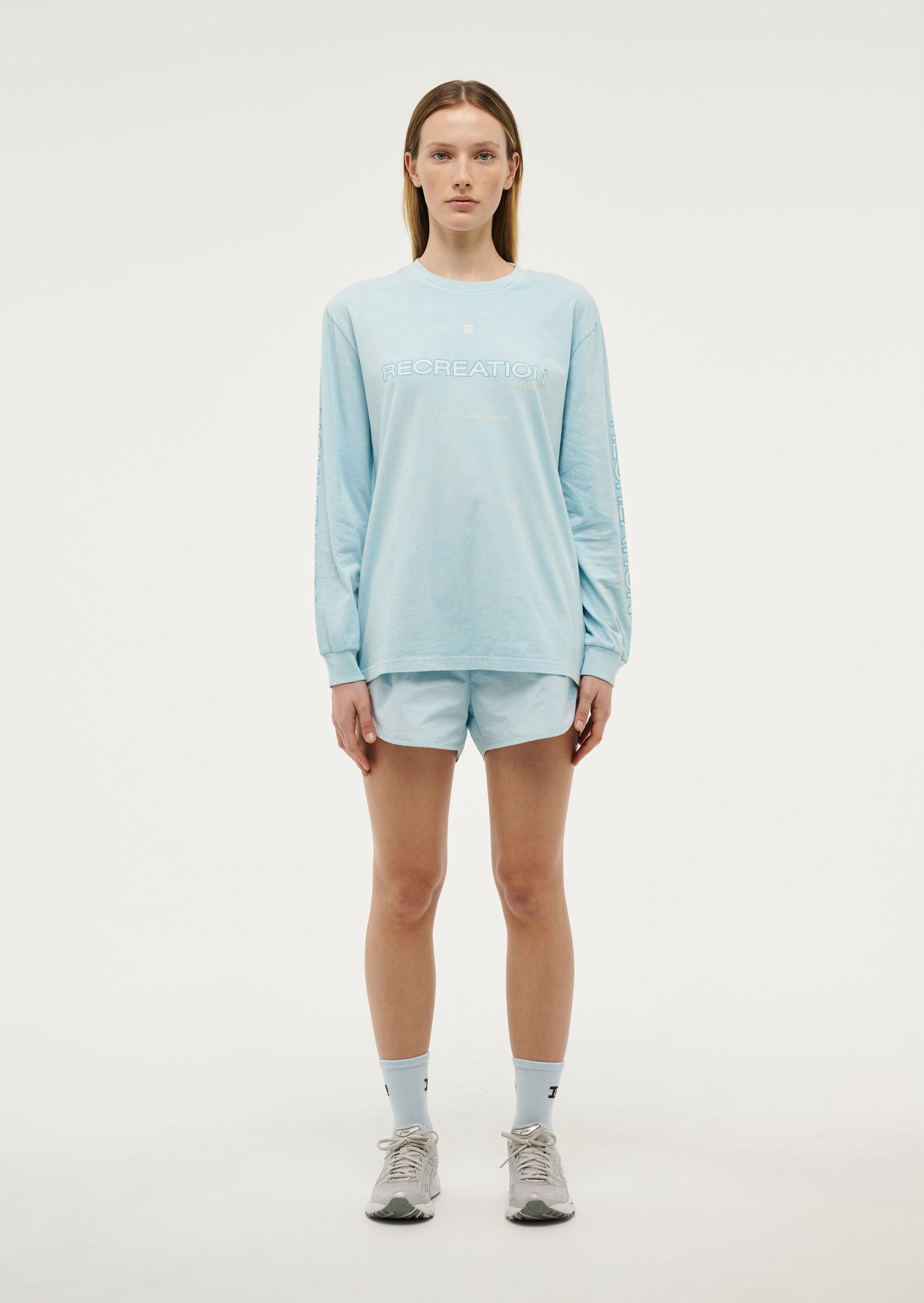 STREAMLINE LONG SLEEVE TOP IN WASHED SKY BLUE