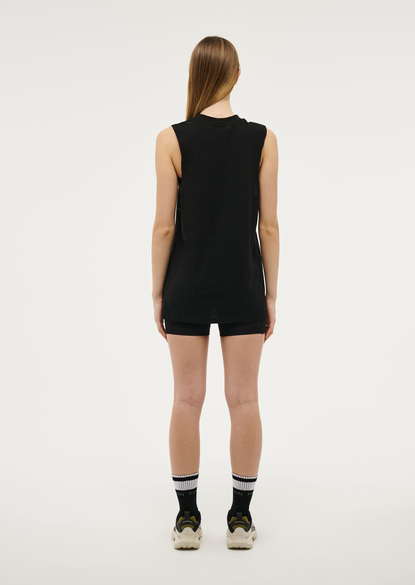 LOCALLE TANK IN BLACK