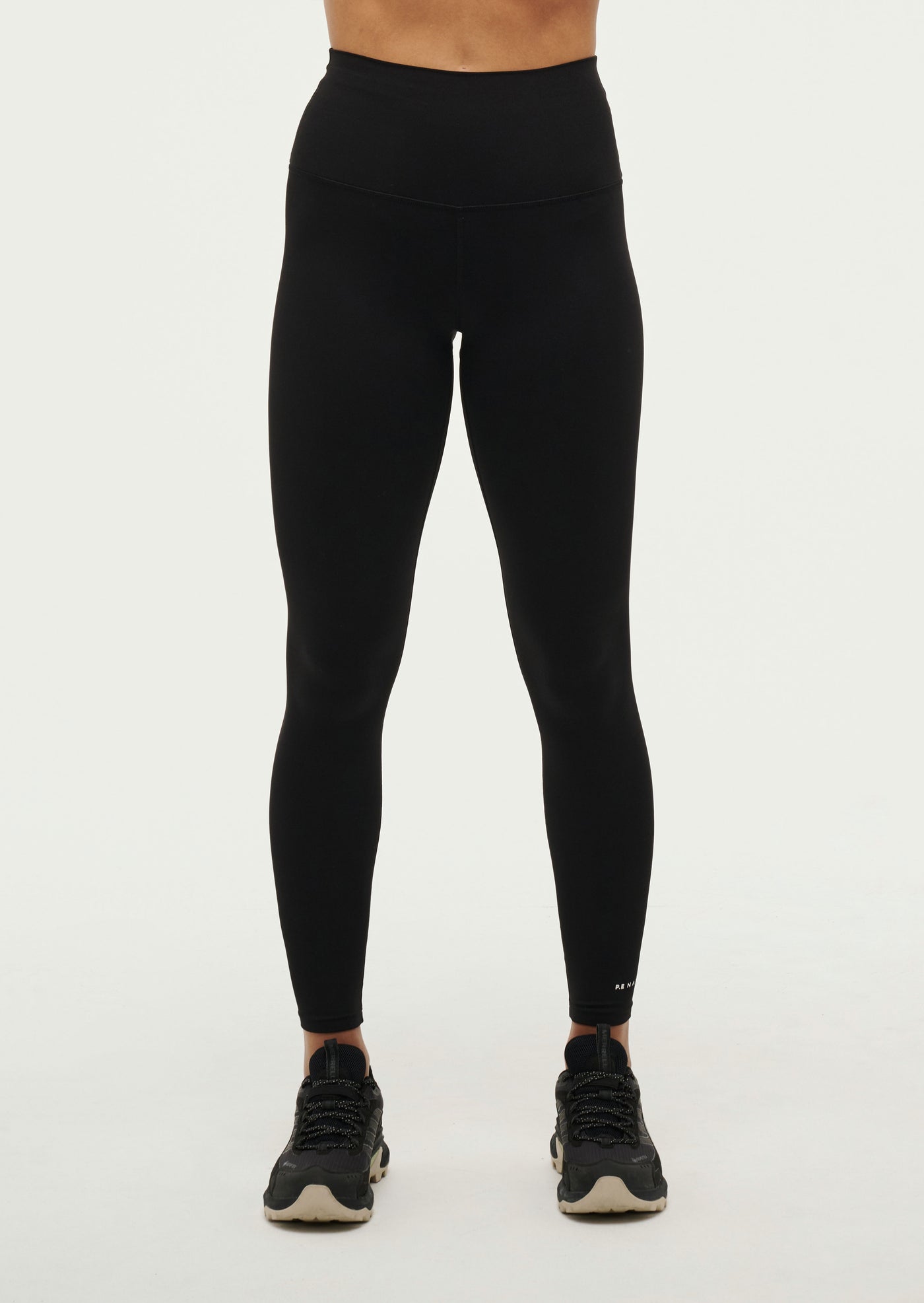 FREQUENCY FULL LENGTH LEGGING IN BLACK