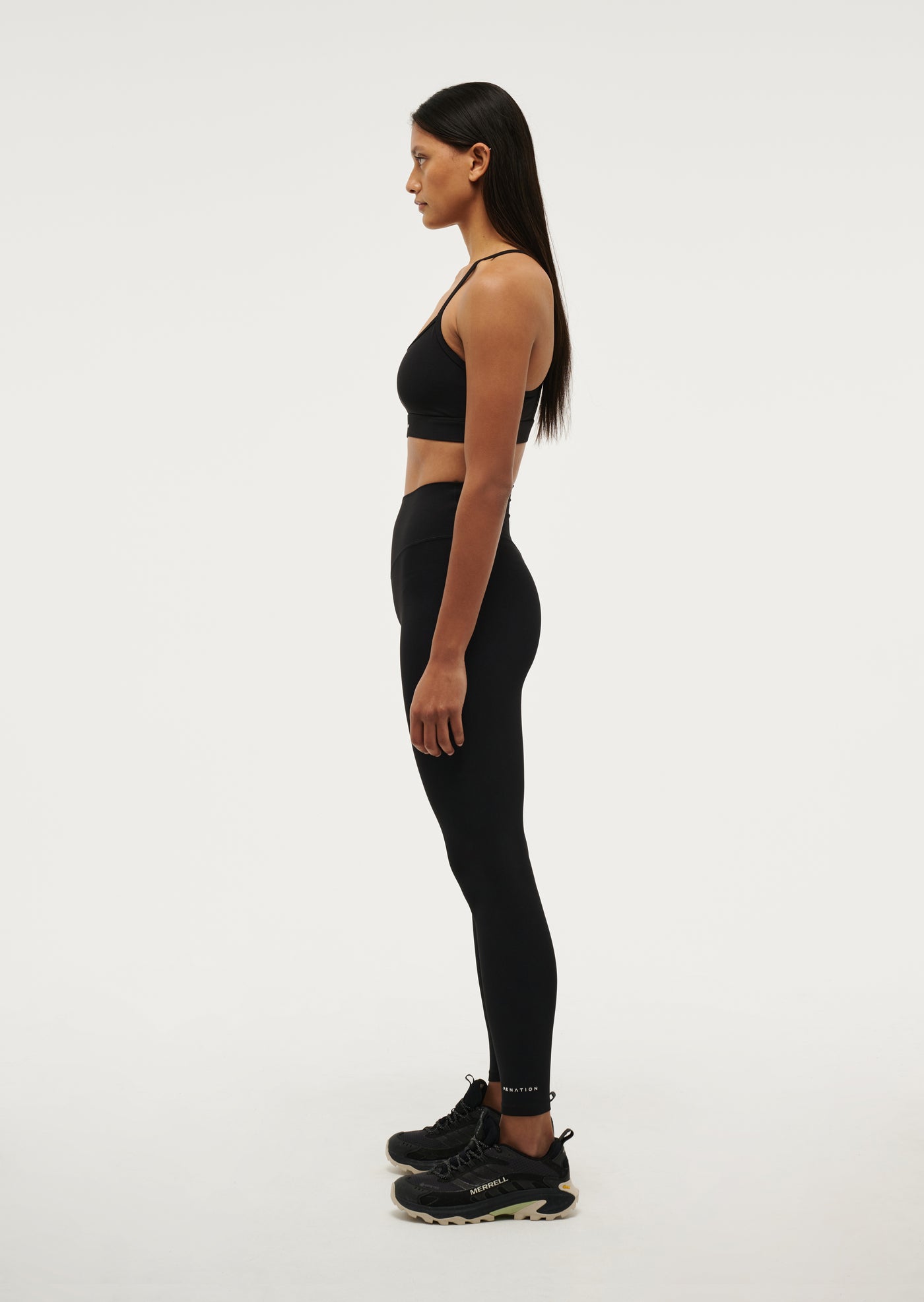 SIGNATURE FULL LENGTH LEGGING IN BLACK