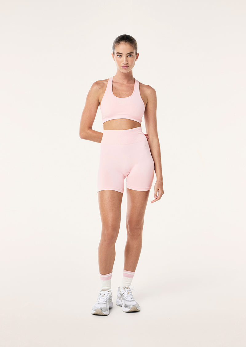 RESTORE SEAMLESS SPORTS BRA IN CHALK PINK