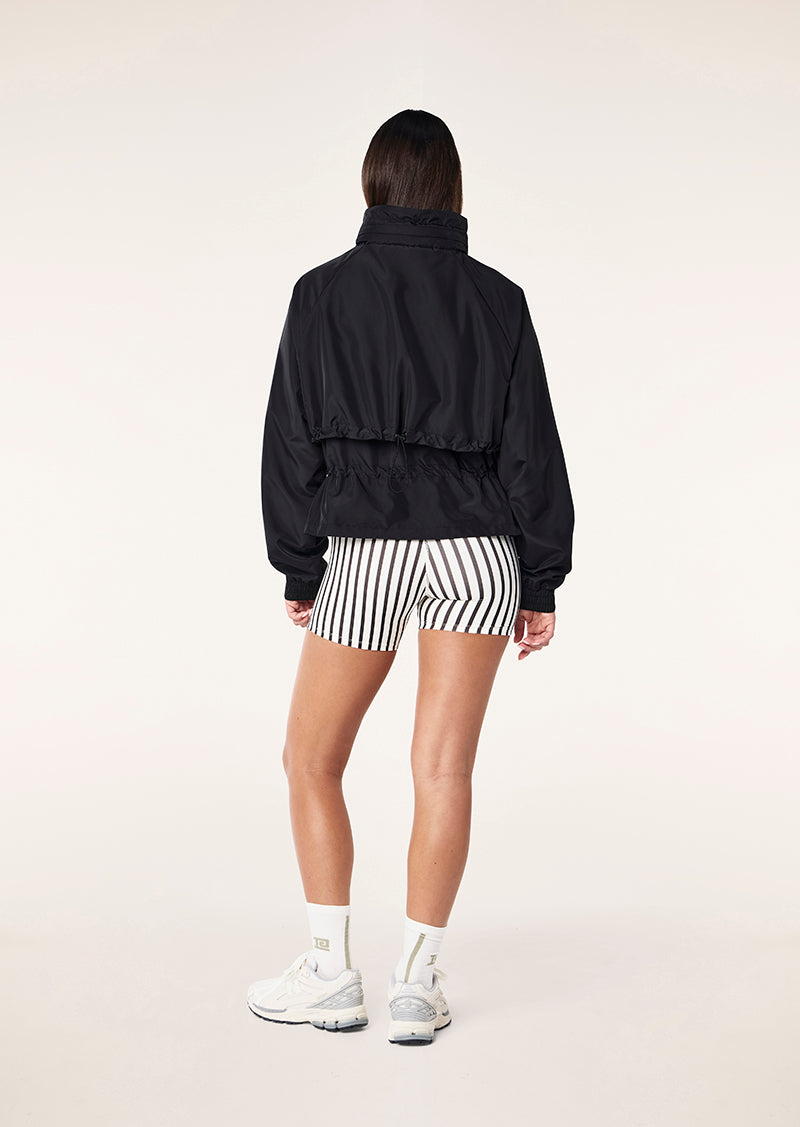 SHELTER JACKET IN BLACK