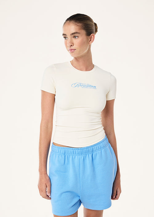 SPORT CLUB SHORT SLEEVE TEE IN WHISPER WHITE