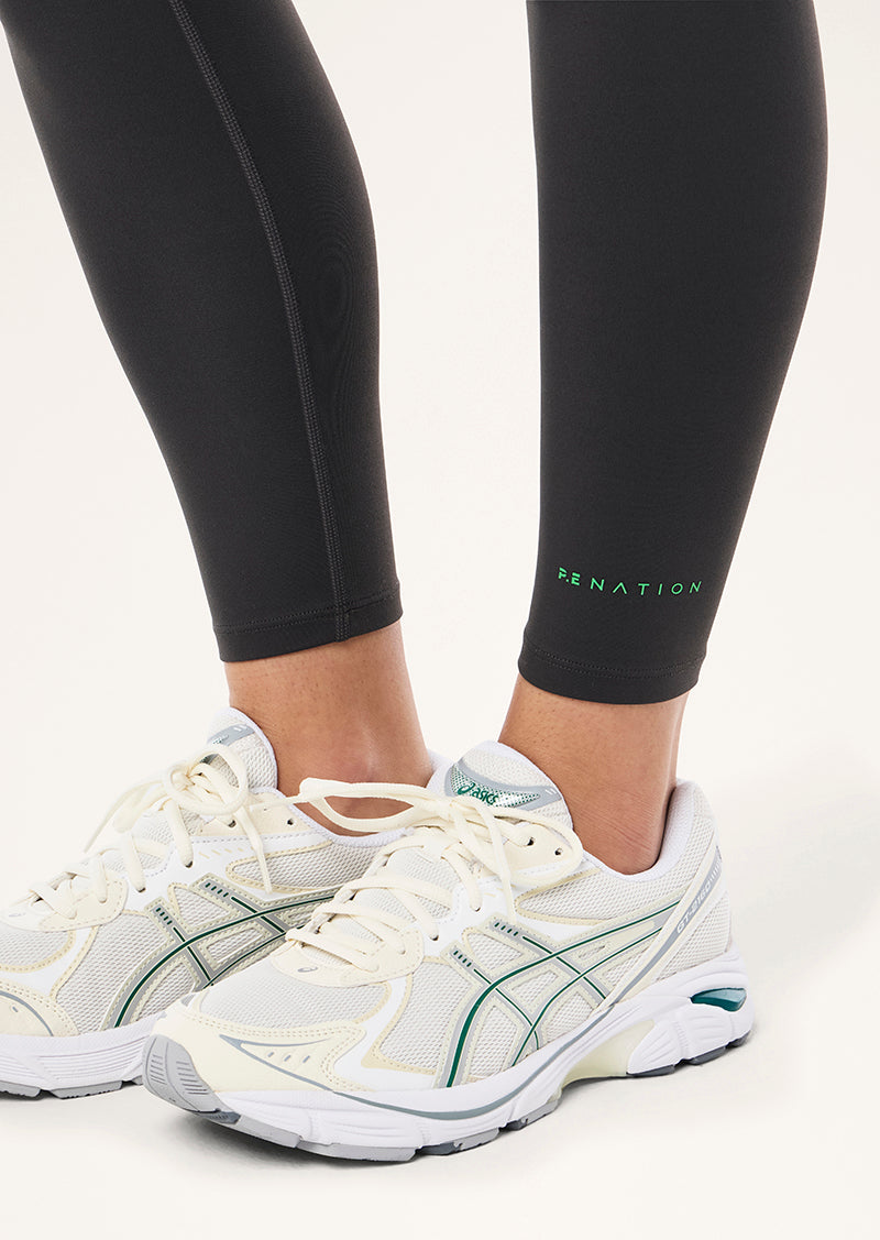 VITA FULL LENGTH LEGGING IN CAVIAR & KELLY GREEN