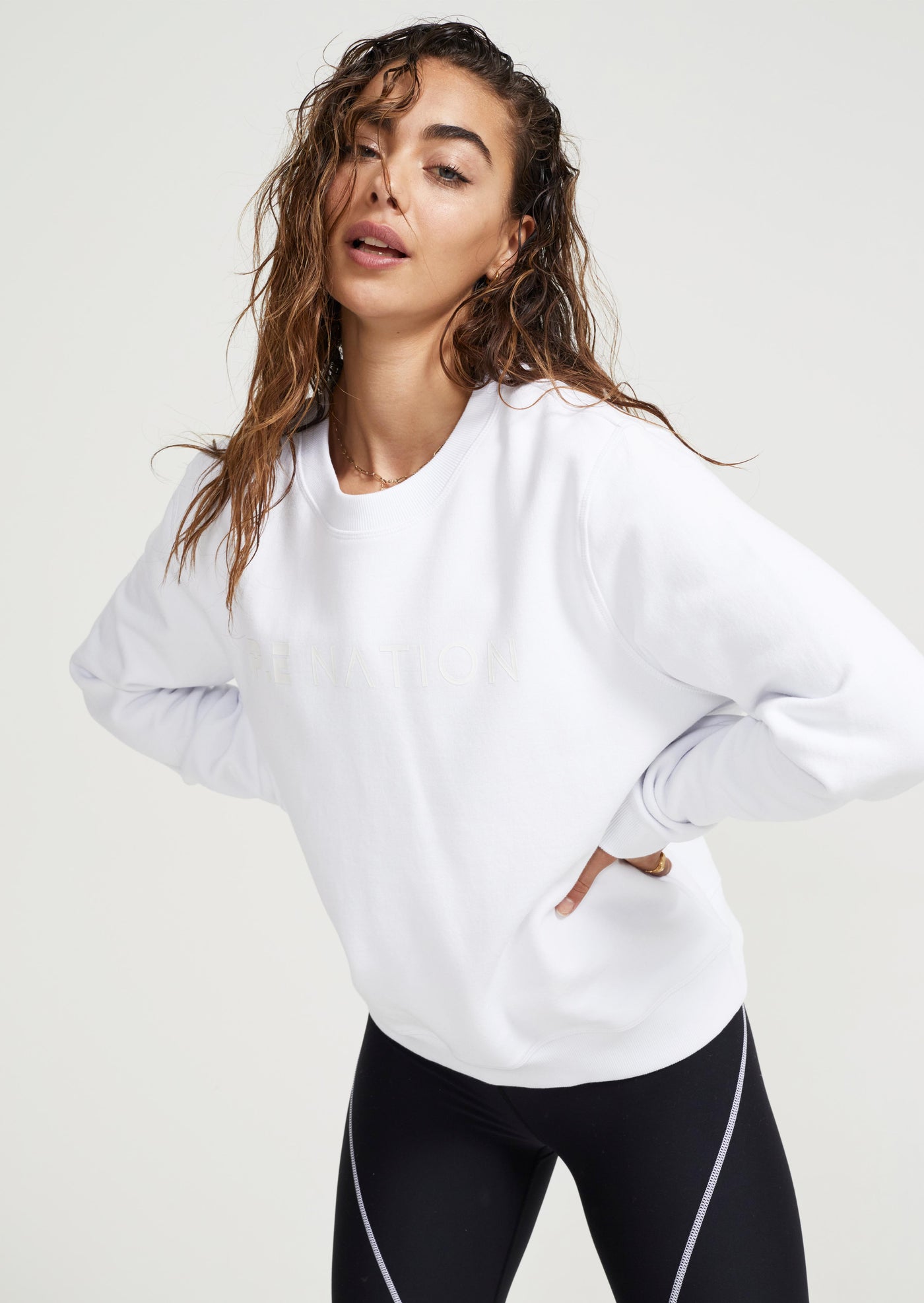 FRONT SIDE SWEAT IN WHITE