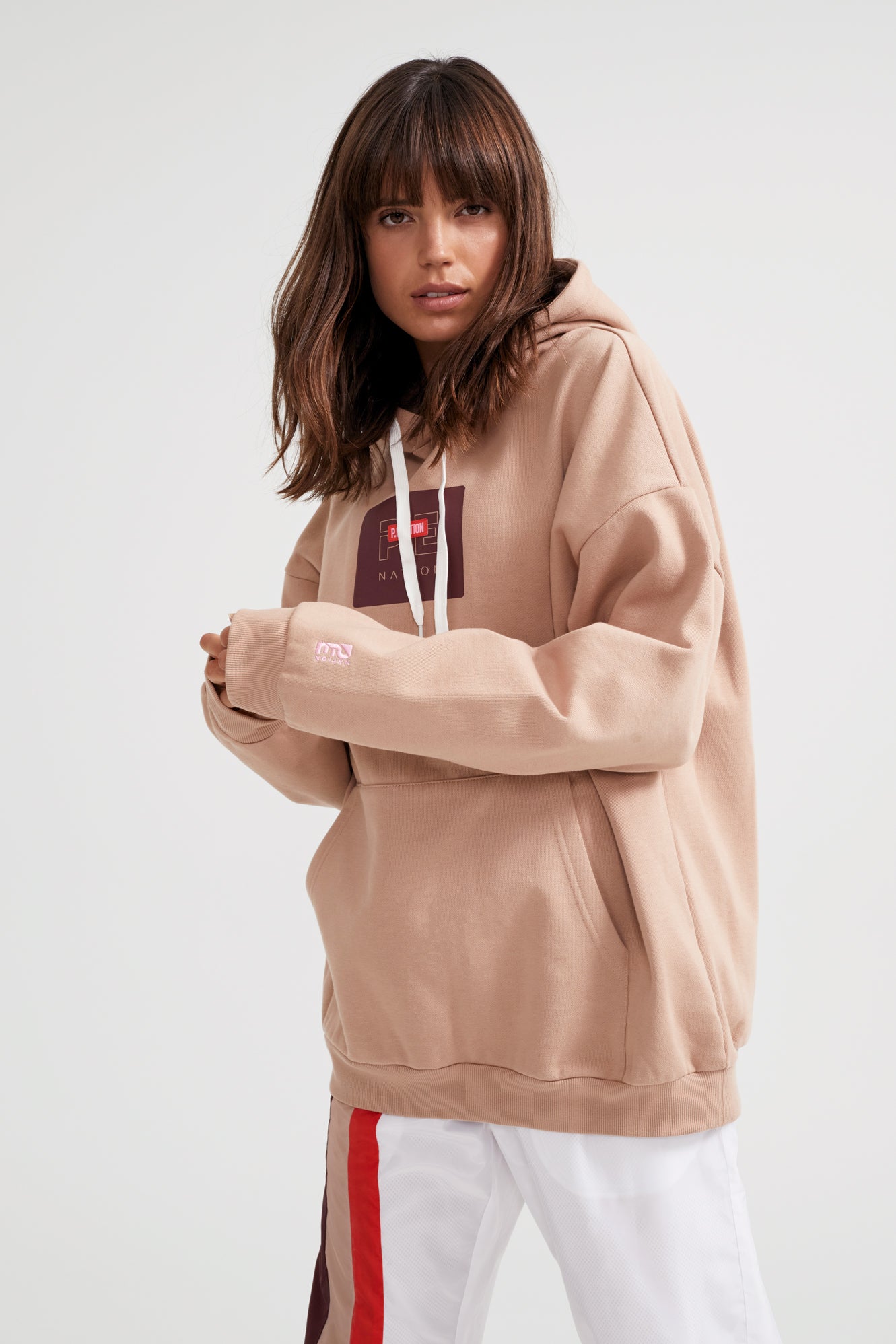 IN SWING HOODIE IN RUGBY TAN