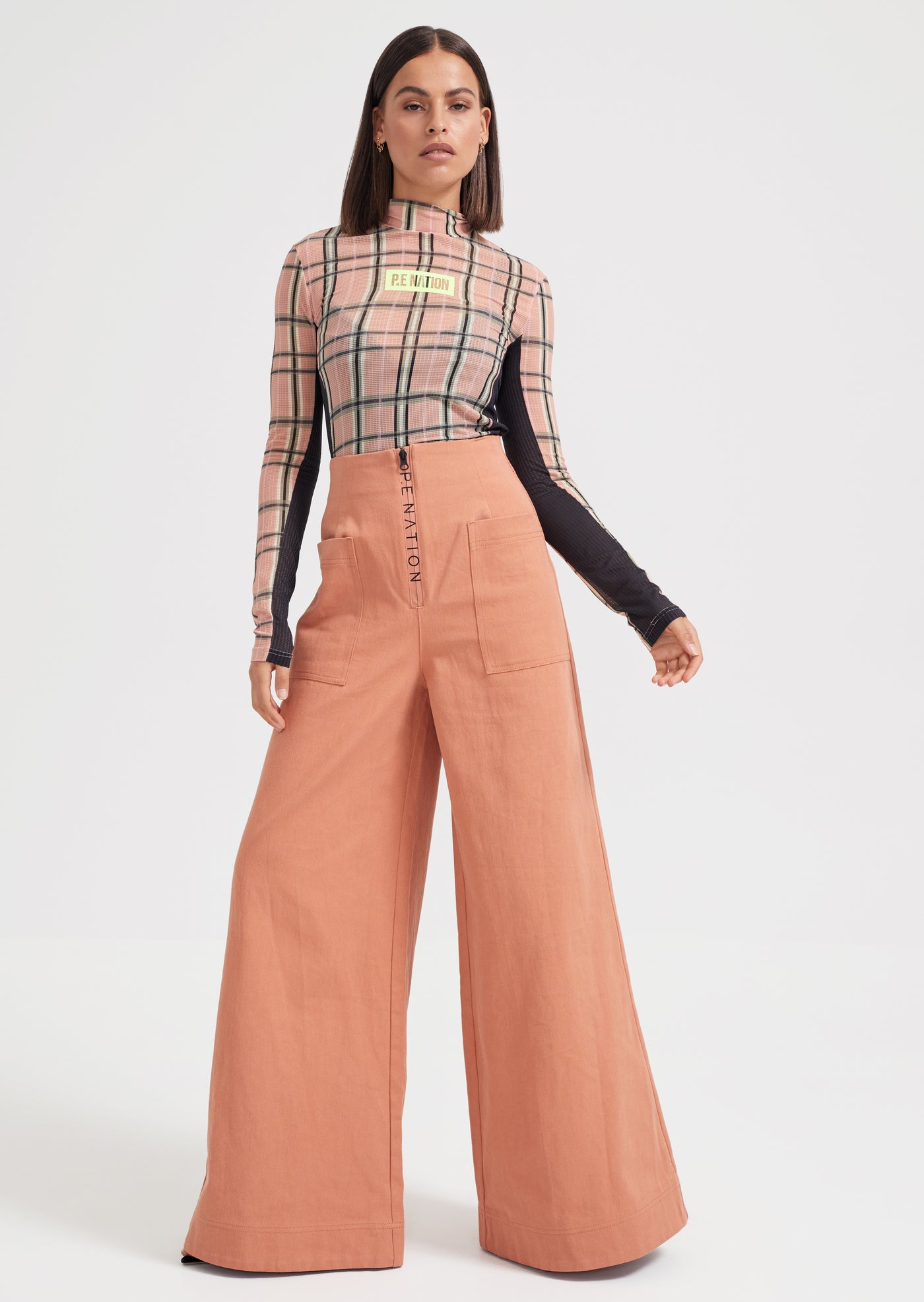 DIAMOND PRESS PANT IN PEACH