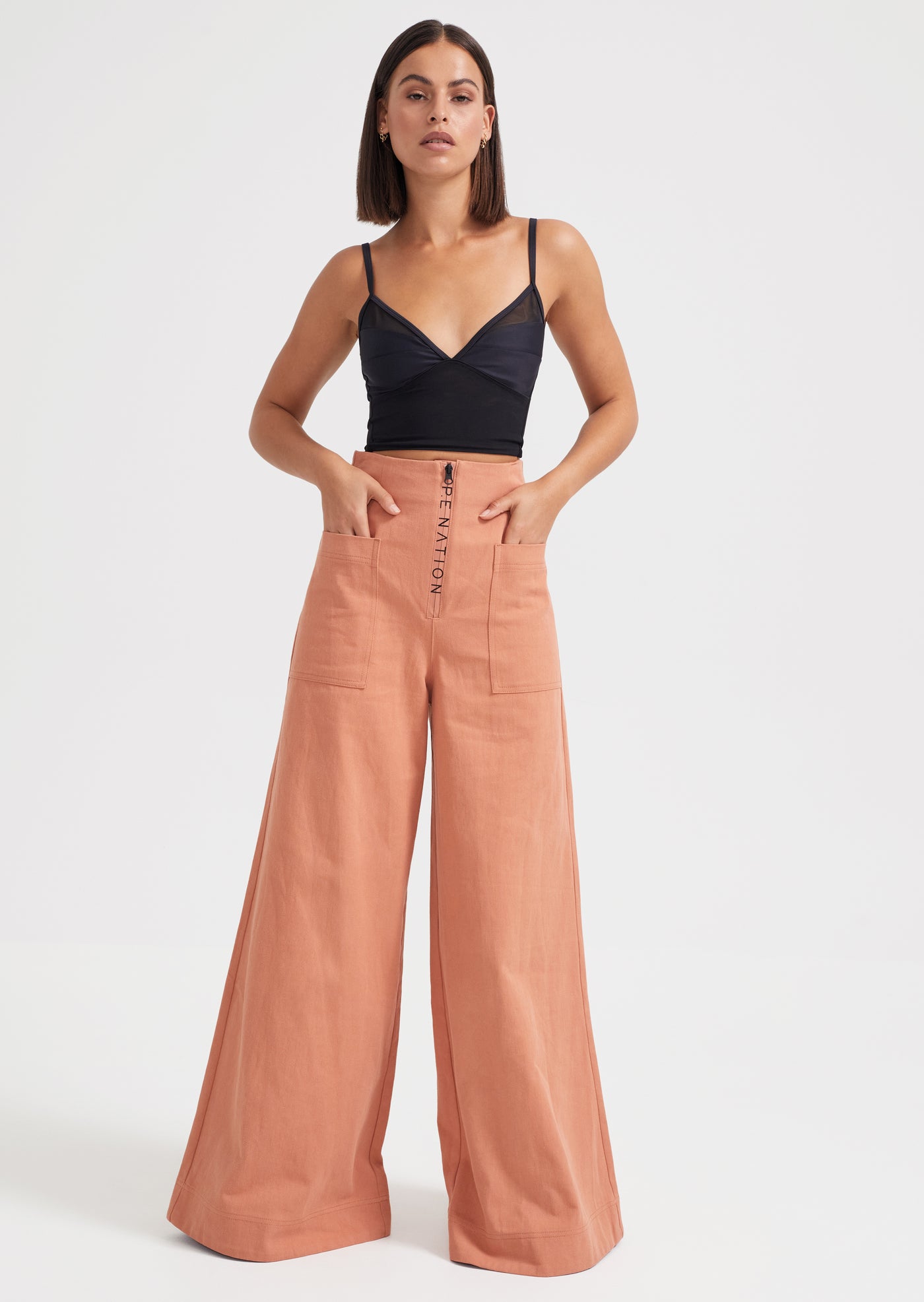 DIAMOND PRESS PANT IN PEACH