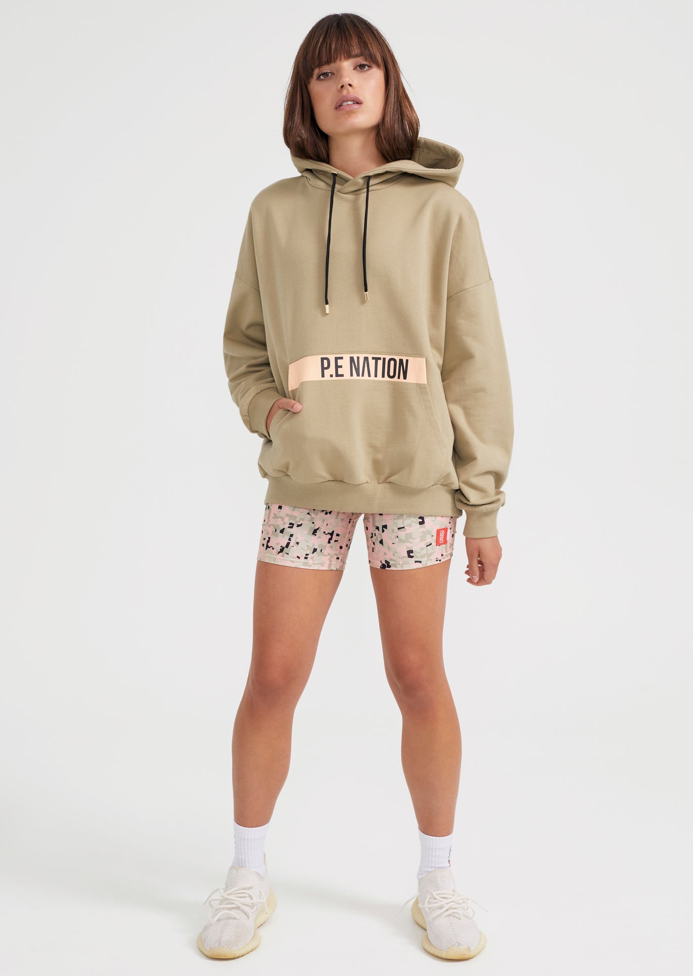 OVERHEAD HOODIE IN OLIVE
