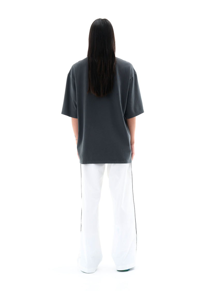 OVERLAND TEE IN DARK SHADOW