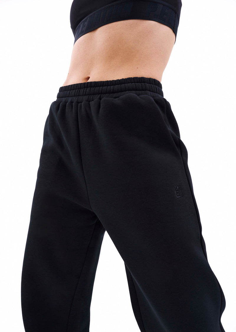 Off Duty Trackpant, Black