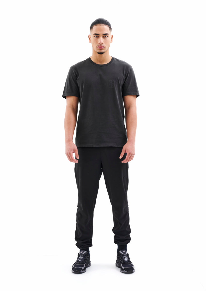ACE HIGH TEE IN BLACK