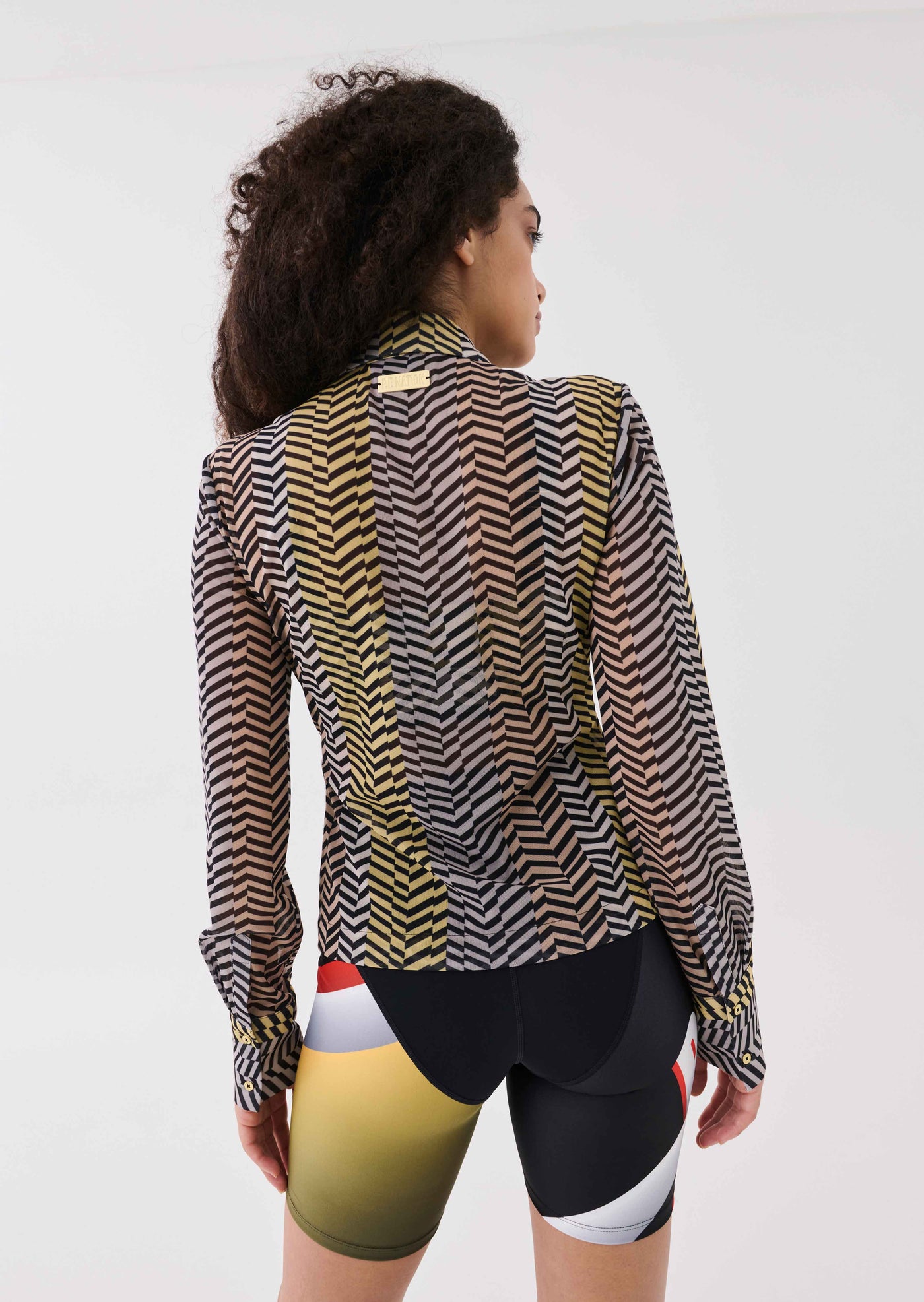 ABSTRACTION SHIRT IN ZIG ZAG PRINT