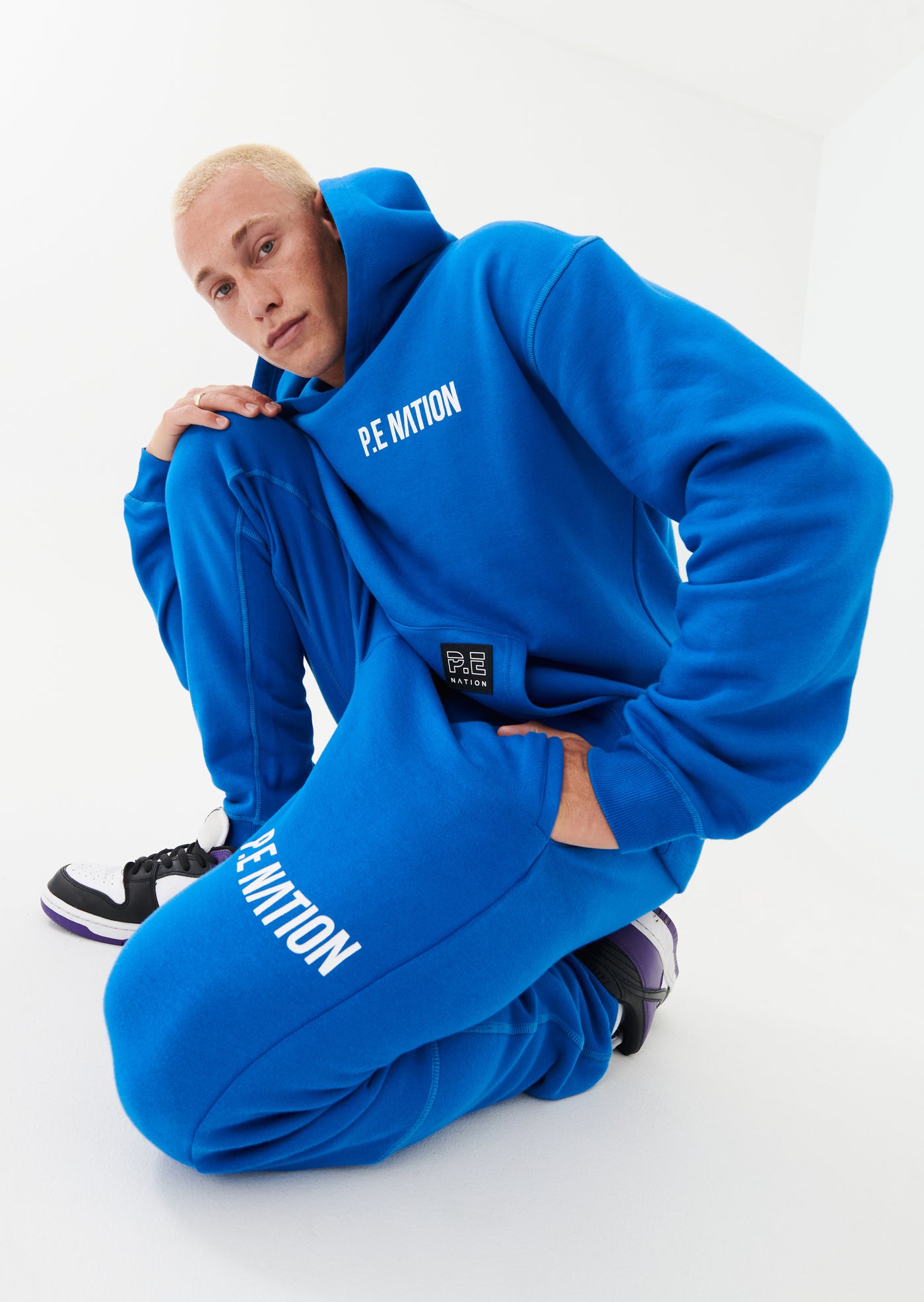INTENSIFY TRACKPANT IN BLUE
