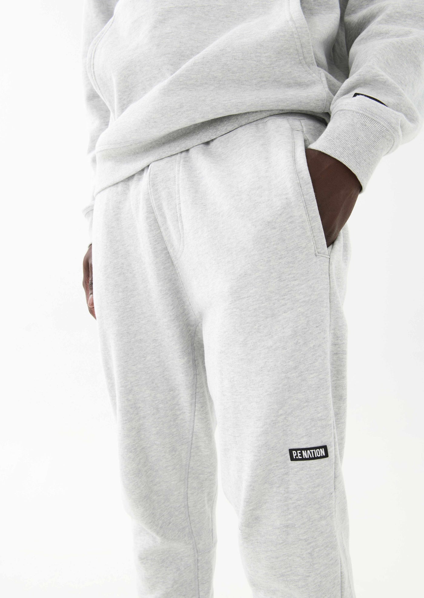 FORTITUDE TRACK PANT IN GREY