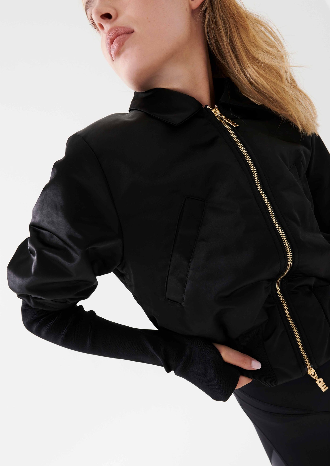 REVOLVE JACKET IN BLACK