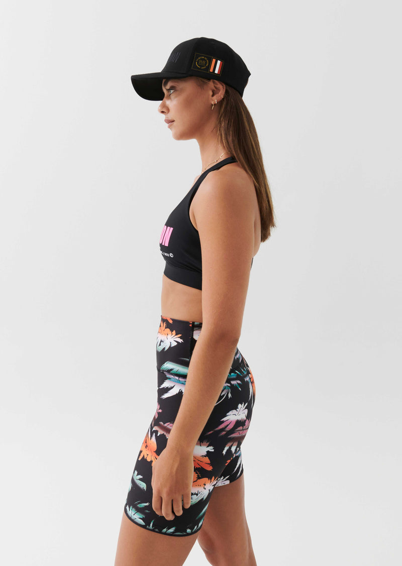 IN PLAY SPORTS BRA IN BLACK