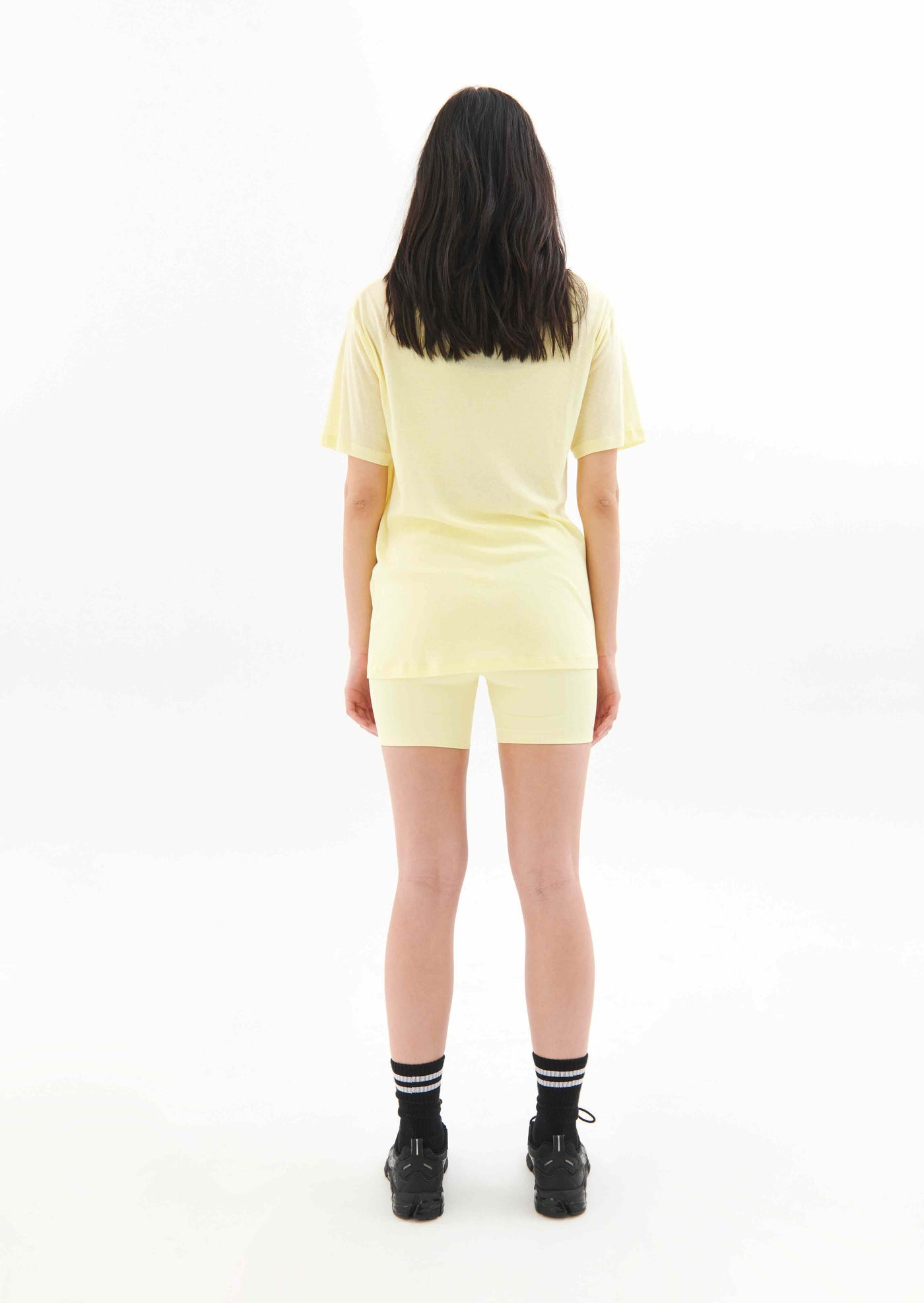 PRIMARY TEE IN WAX YELLOW
