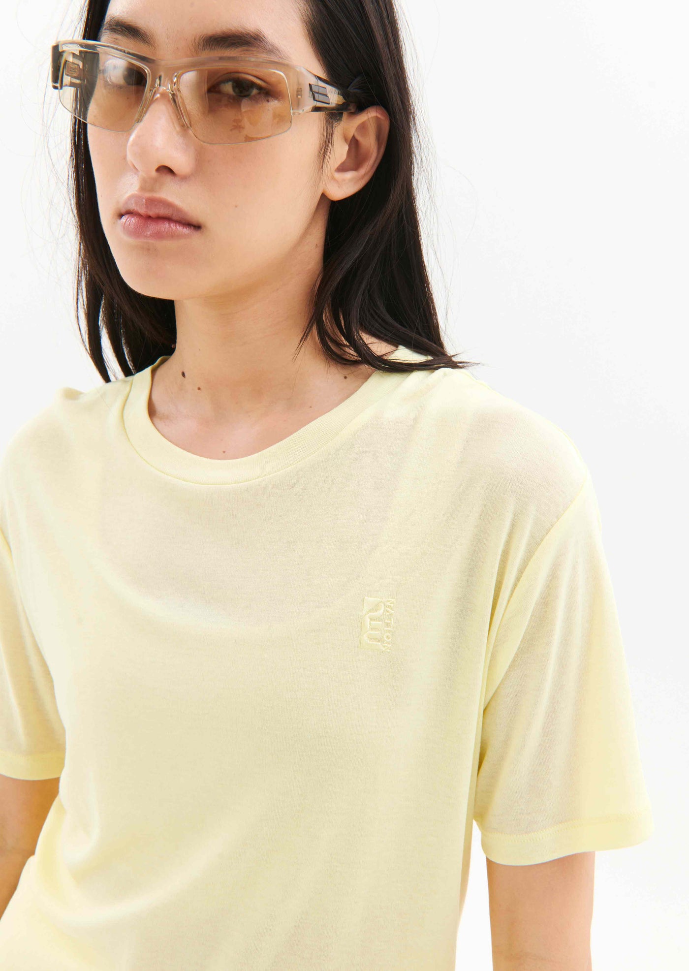 PRIMARY TEE IN WAX YELLOW