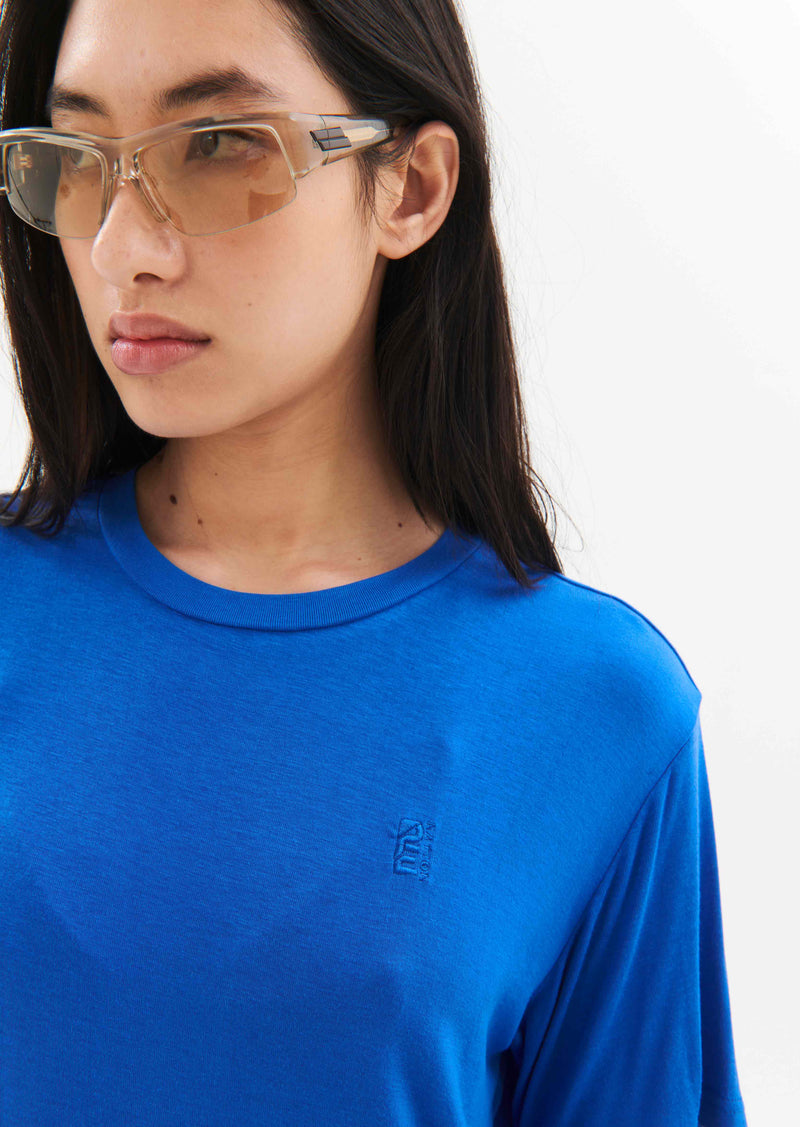 PRIMARY TEE IN ELECTRIC BLUE