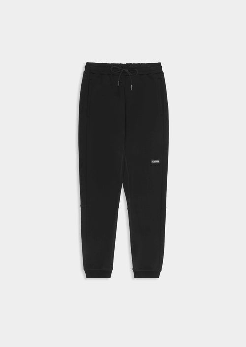 FORTITUDE TRACKPANT IN BLACK