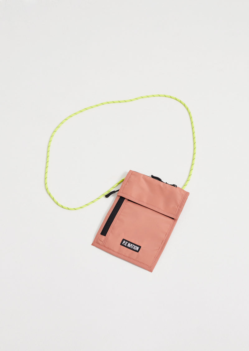 QUALIFIER LOGO POUCH IN PEACH BLOOM
